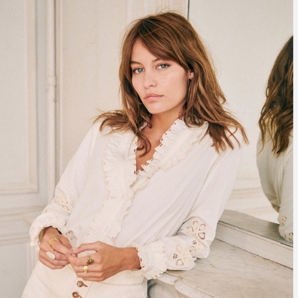 Sezane Kelly Ruffle Eyelet Blouse in Ecru, size 34 (USA 2) - Picture 10 of 16